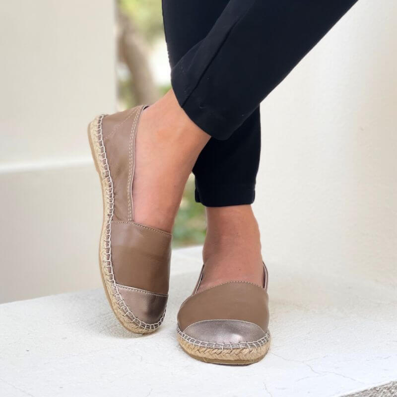 Espadrille classique couleur moka bronzé
