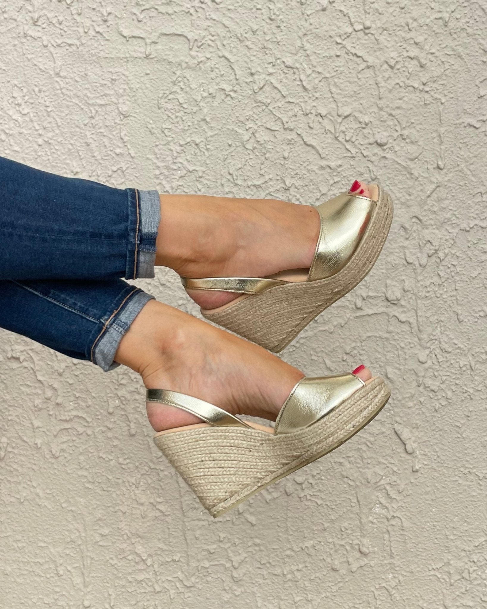 Espadrille compensée Roxy couleur or (vegan)